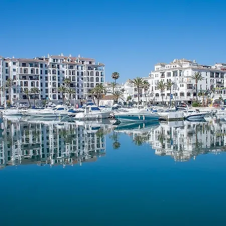 Marina Real 211